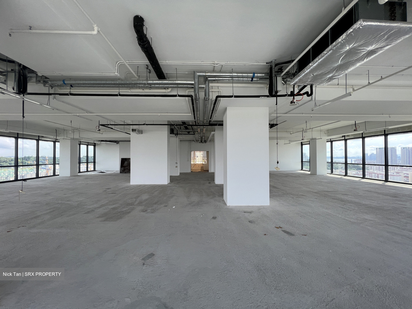 Woods Square (D25), Office #554395631